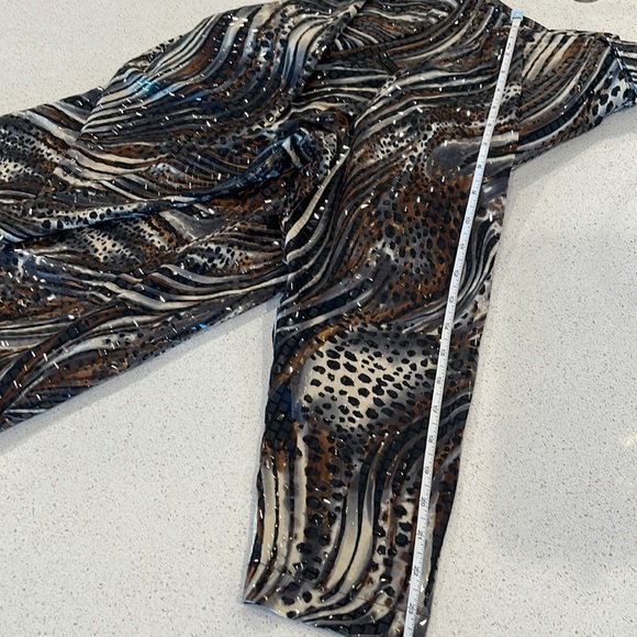 LAURA ASHLEY Woman Size 1X Lightweight Zippered Jacket - Picture 11 of 13